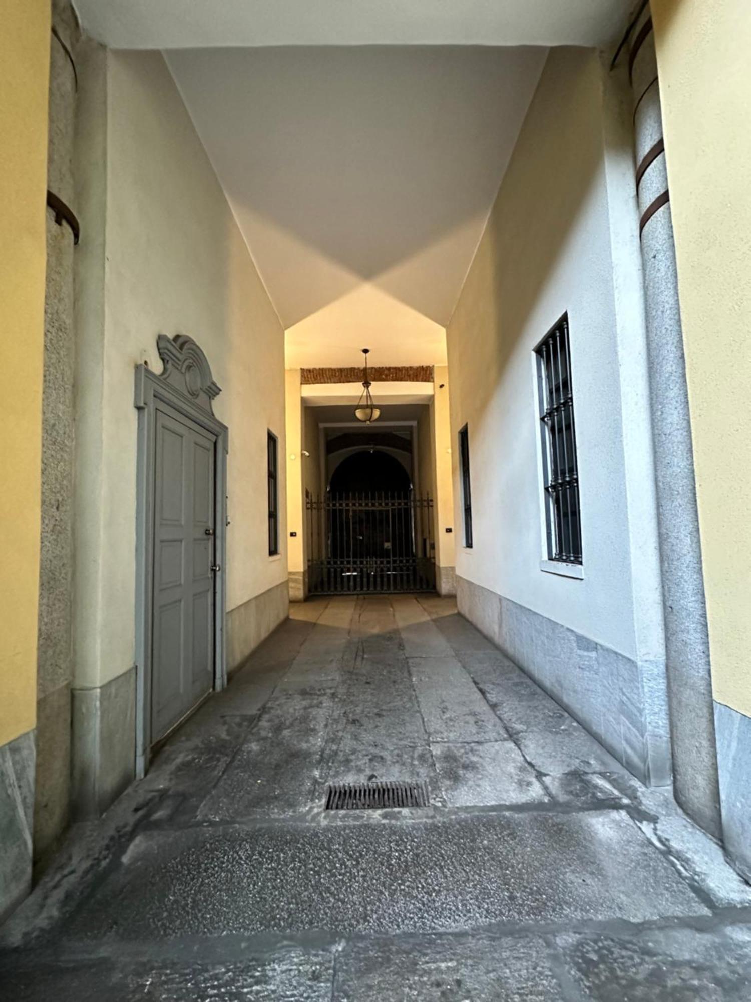 Porta Venezia - San Babila Milano Apartment Bagian luar foto